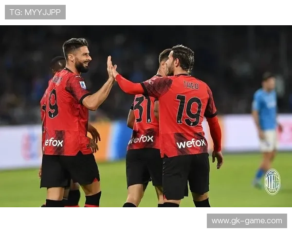 吉鲁比赛强度分析：展现高效拼搏，助力球队攻防两端