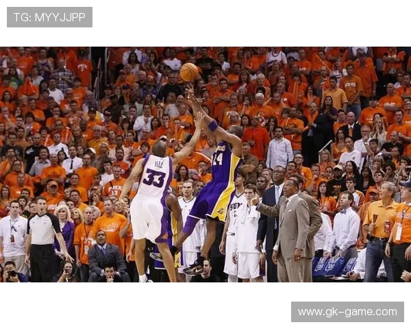 纳什湖人生涯助攻串联全队 进攻节奏焕然一新